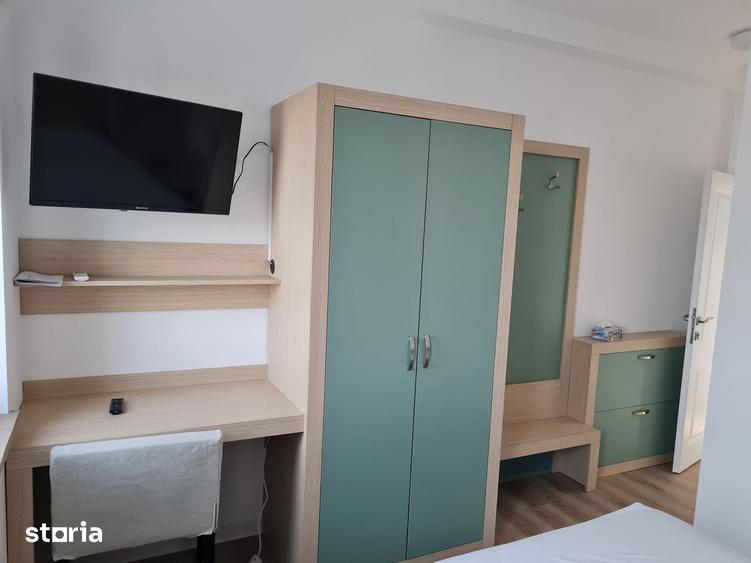 Casă cu 6 camere cu Teren 382 Mp în Central