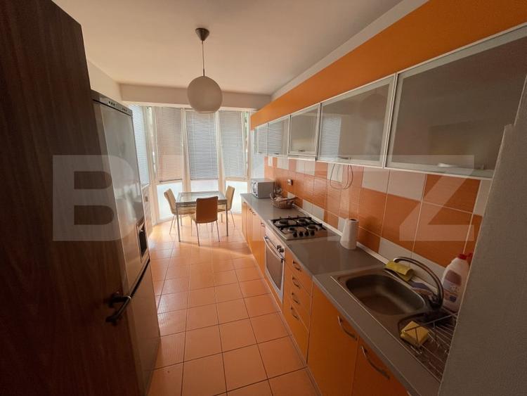 Apartament cu 2 camere semidecomandat, mobilat în Nufărul