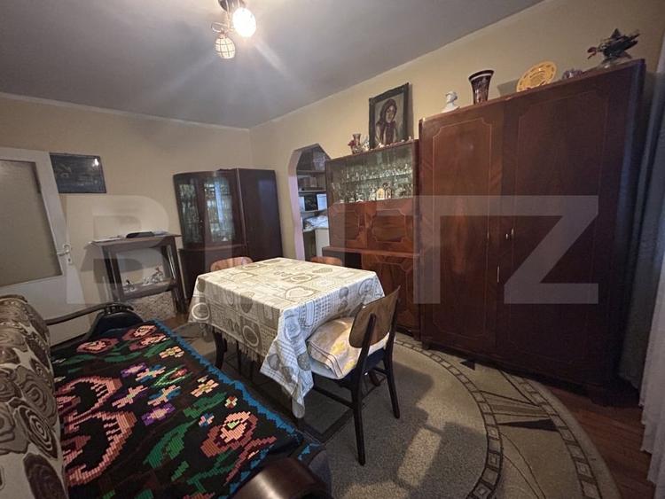 Apartament cu 2 camere semidecomandat, mobilat în Gherla