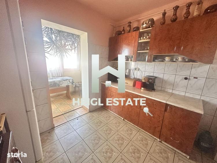 Apartament cu 3 camere in Calea Lipovei - 1