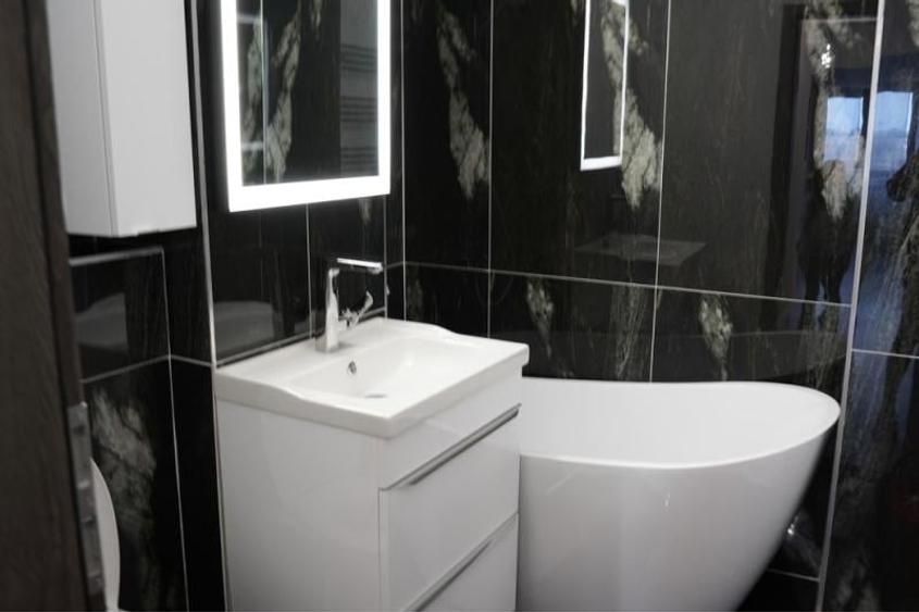 Apartament cu 3 camere decomandat în Ultracentral