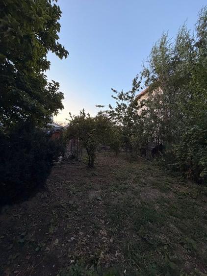 Casă cu 3 camere cu Teren 400 Mp în 1 Mai