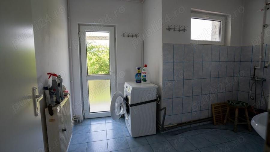 Casă cu 4 camere cu Teren 3900 Mp în Glodeni
