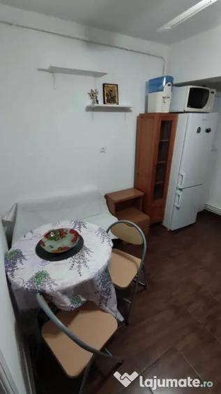 Garsonieră decomandată în Buzaului