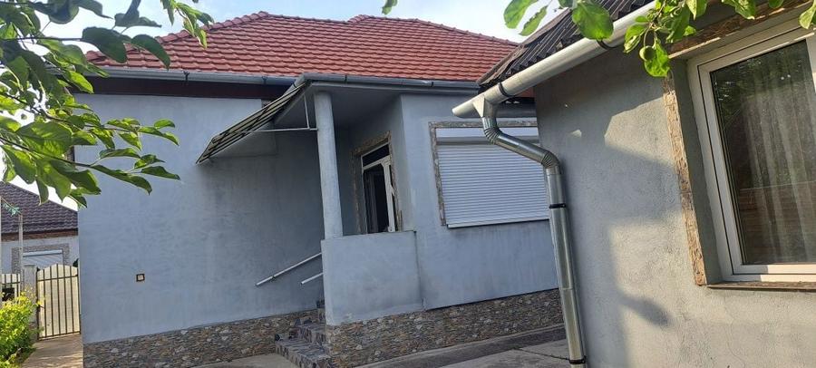 Casă cu 3 camere în Nădab