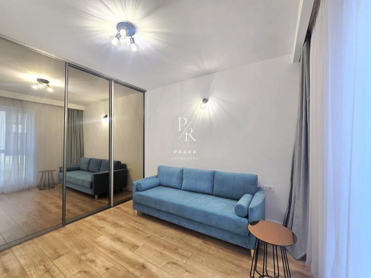 Apartament cu 3 camere semidecomandat, mobilat în Florești