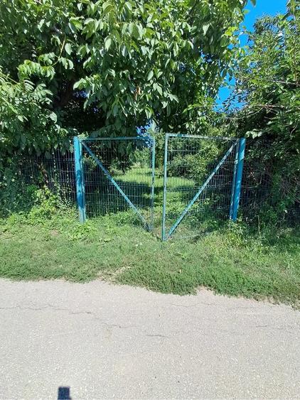 Teren de 1200 mp, în Boldești