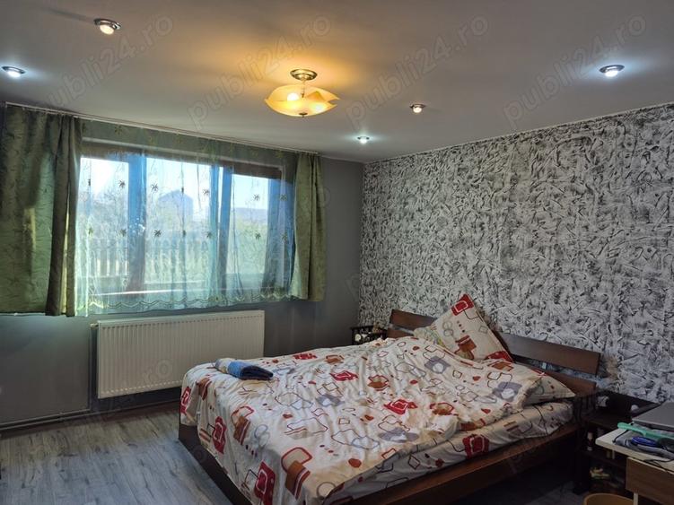 Casă cu 4 camere cu Teren 499 Mp în Central