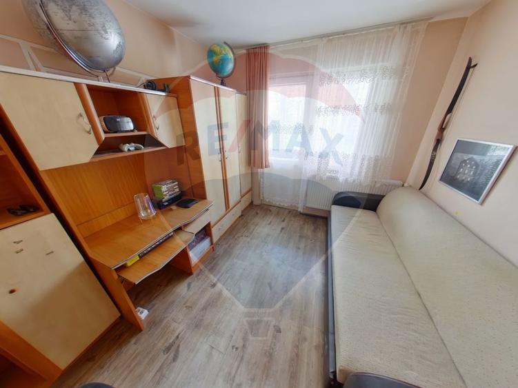 Apartament cu 3 camere în Nord-Vest