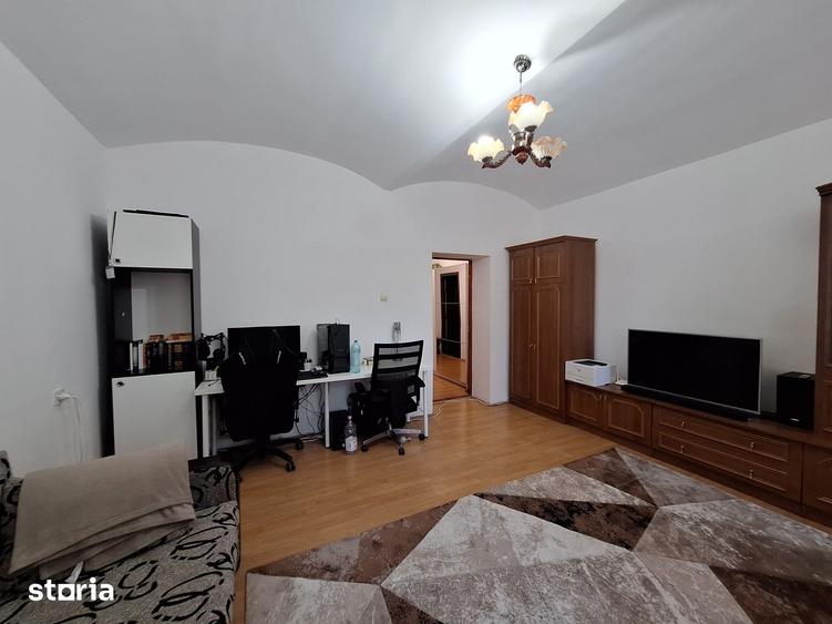 Apartament spatios cu 2 camere | cladire istorica | curte comuna | Ios - 19