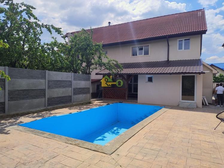 Casă cu 3 camere cu Canalizare în Șag