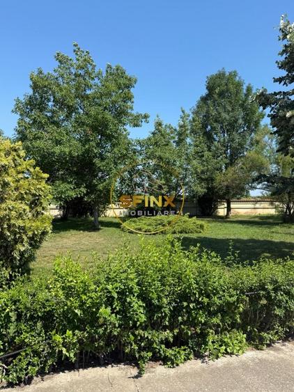 Casă individuală cu 13 camere cu Piscina în Crevedia