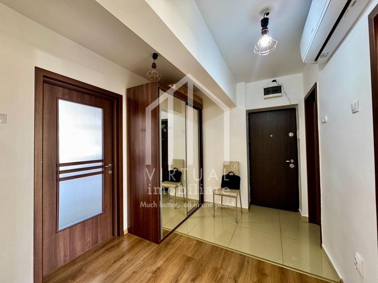 Apartament cu 3 camere decomandat, mobilat în Central