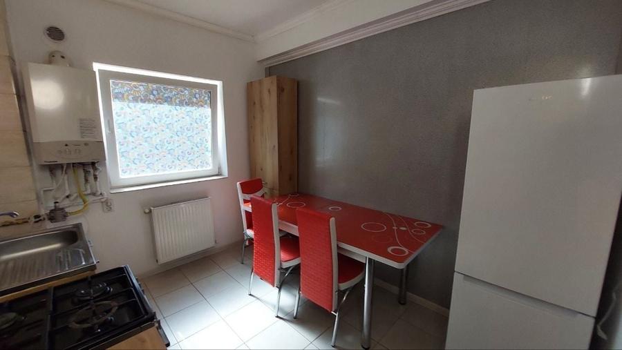 Apartament cu 2 camere decomandat în Florești