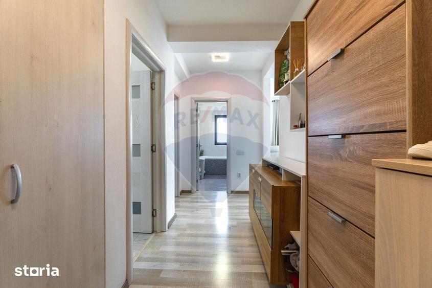 Apartament cu 2 camere decomandat, mobilat în Sânpetru