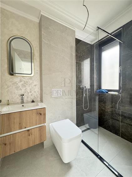 Duplex cu 3 camere cu Canalizare în Giroc