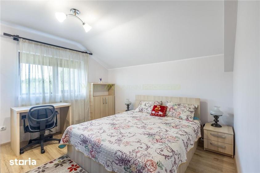 Casă cu 5 camere cu Teren 300 Mp în Central