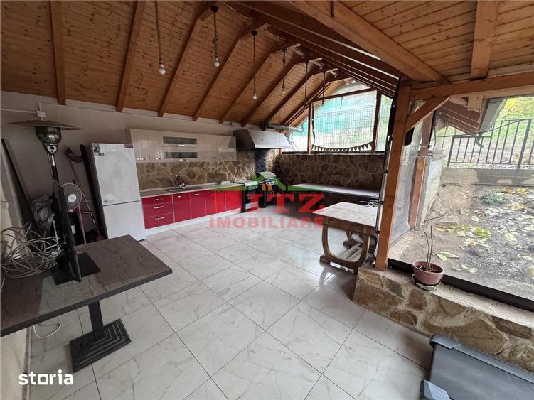 Casă cu 4 camere cu Teren 560 Mp în Ultracentral