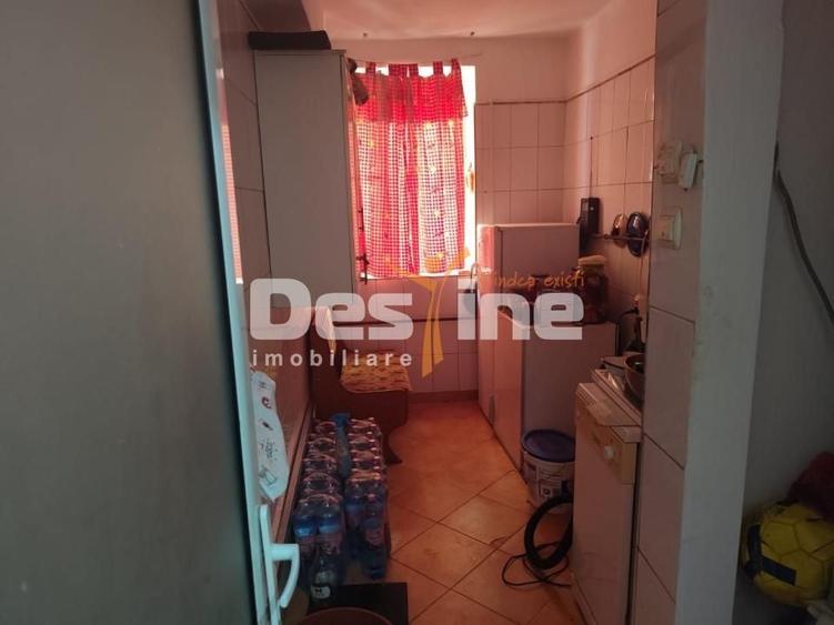 Apartament cu 2 camere decomandat, mobilat în Nord-Vest