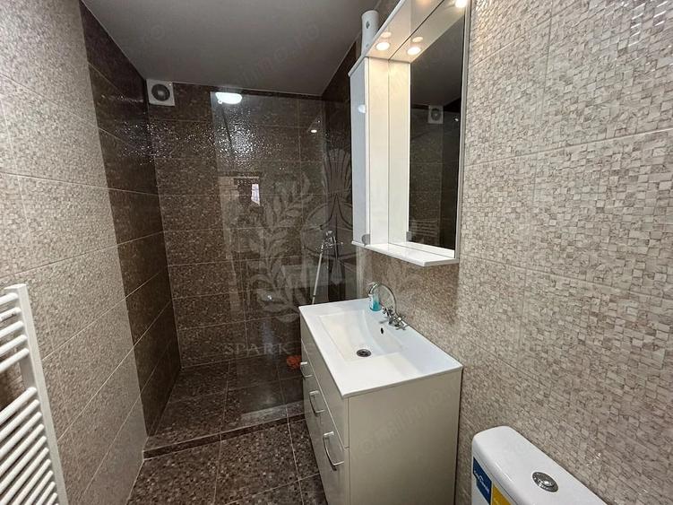 Casă cu 3 camere cu Teren 165 Mp în Central