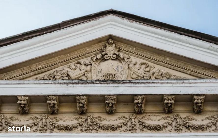 Casă cu 4 camere cu Teren 262 Mp în Central