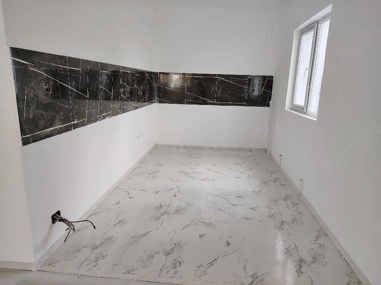 Casă cu Teren 210 Mp în Central