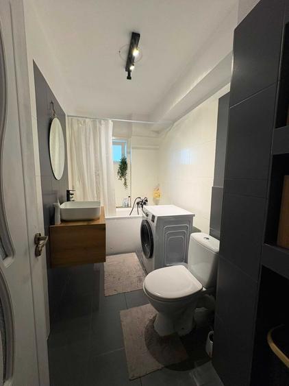 Apartament cu 2 camere decomandat în Nicolina