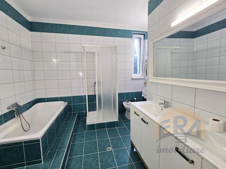 Apartament cu 3 camere decomandat, mobilat în Spitalul Județean