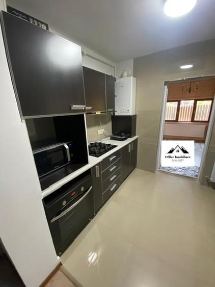 Apartament cu 3 camere în Periferie