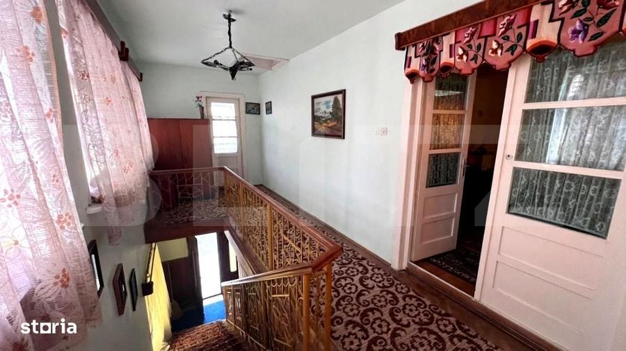 Casă cu 4 camere în Aronești
