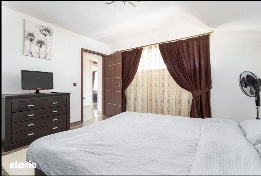 Casă cu 4 camere cu Teren 400 Mp în Sânmartin