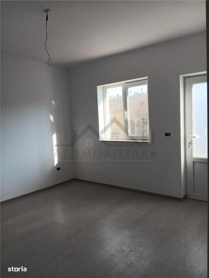 Apartament cu 4 camere în Bârnova