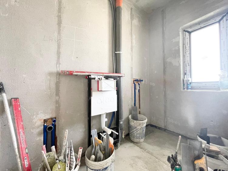 Duplex cu 4 camere cu Canalizare în Moșnița Veche