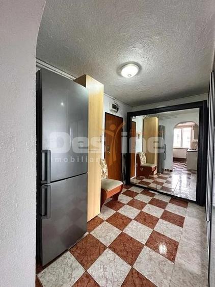 Apartament cu 2 camere decomandat în Vlahuță
