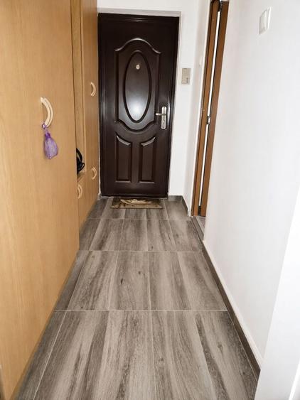 Apartament cu 2 camere decomandat, mobilat în Soarelui