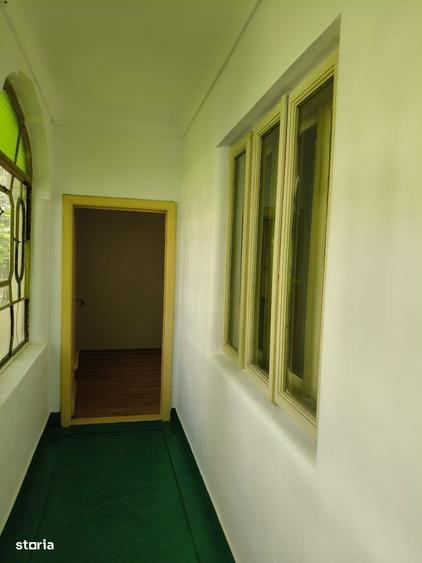 Casă cu 3 camere în 23 August