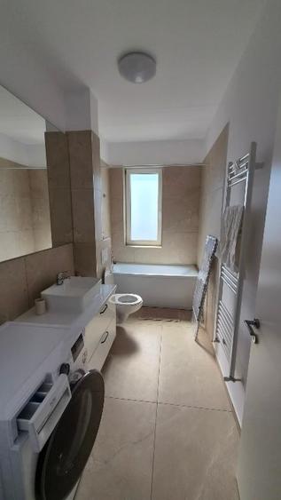 Apartament cu 2 camere semidecomandat, mobilat în Giroc