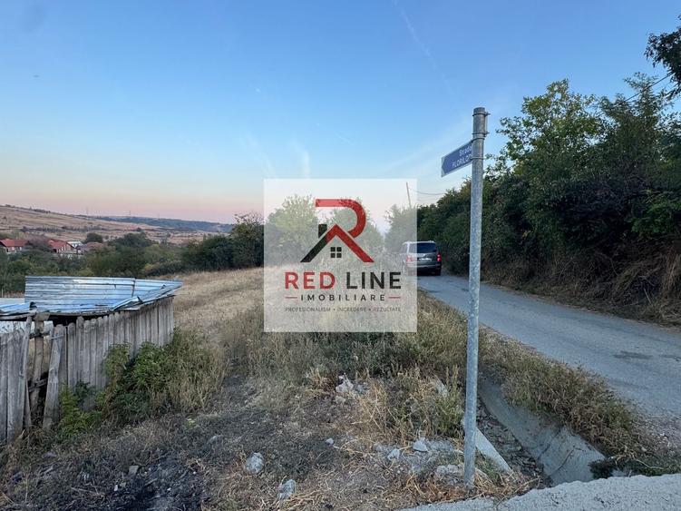 Teren intravilan de 1044 mp, în Breznița-Ocol