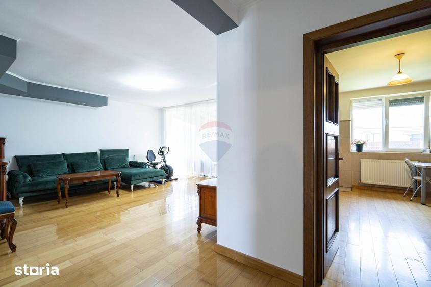 Casă cu 6 camere cu Teren 501 Mp în Sântandrei