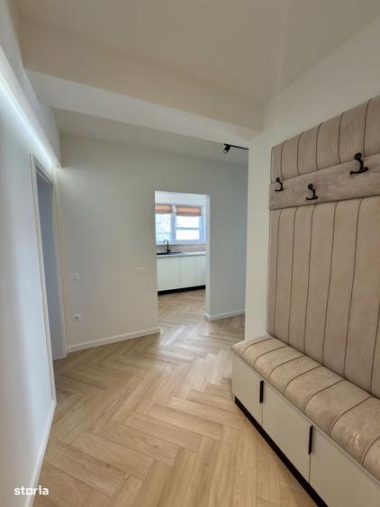 Apartament cu 4 camere în Cristian