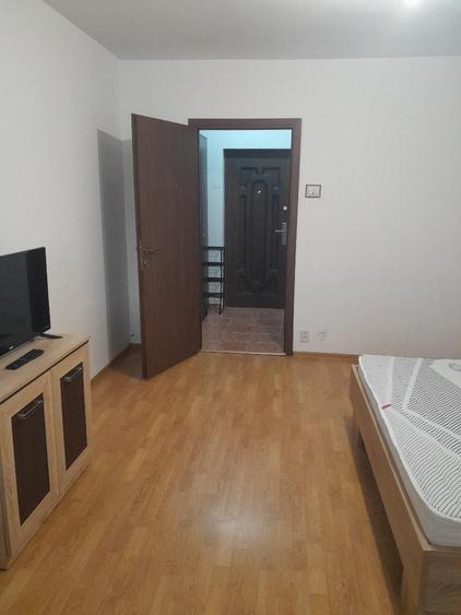 Garsonieră semidecomandată în Vatra Luminoasă
