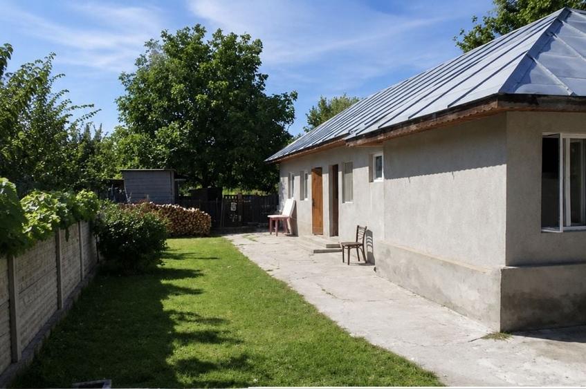 Casă cu 4 camere în Central