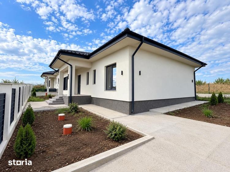 Casă cu 4 camere cu Teren 450 Mp în Rediu