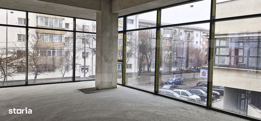 Spațiu comercial, de 150 mp, în Ultracentral