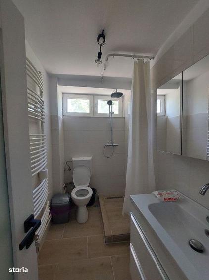 Apartament cu 2 camere decomandat, mobilat în Central