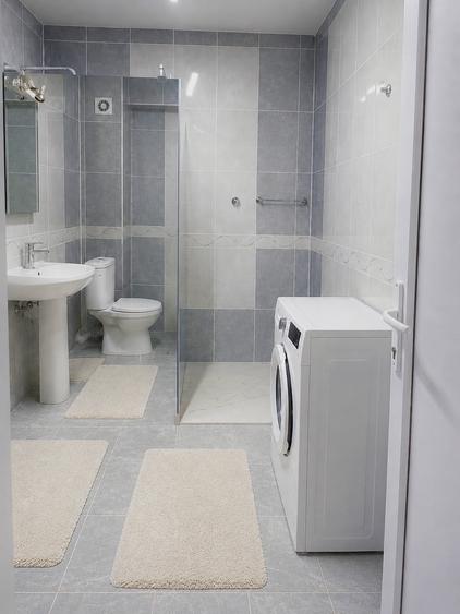 Apartament 58 mp utili+balcon,zona Florilor,et 1 - 6
