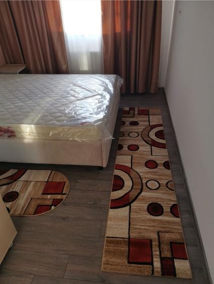Apartament cu 2 camere decomandat în Cornișa