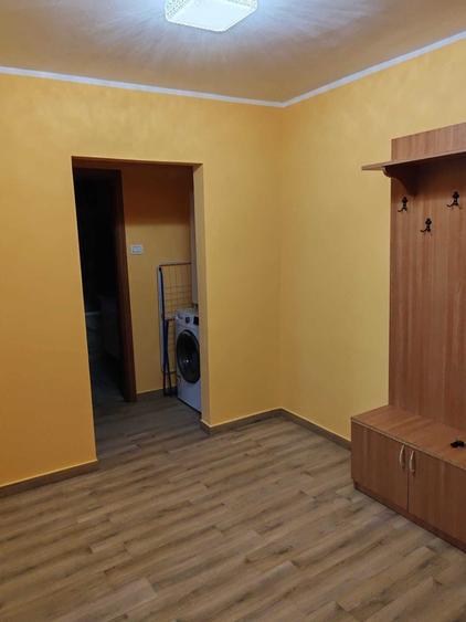 Apartament cu 2 camere decomandat în Soarelui