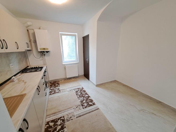 Apartament cu 2 camere decomandat în Tudor