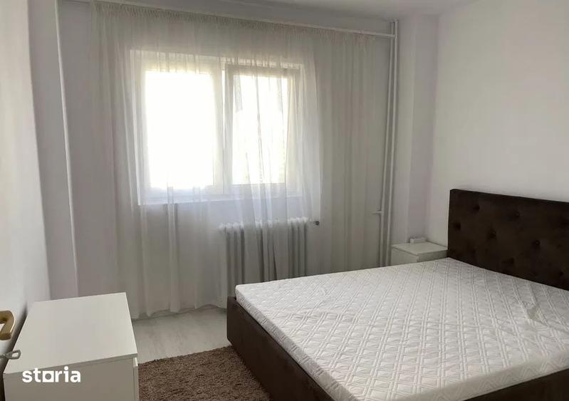 Apartament cu 2 camere decomandat în 13 Septembrie